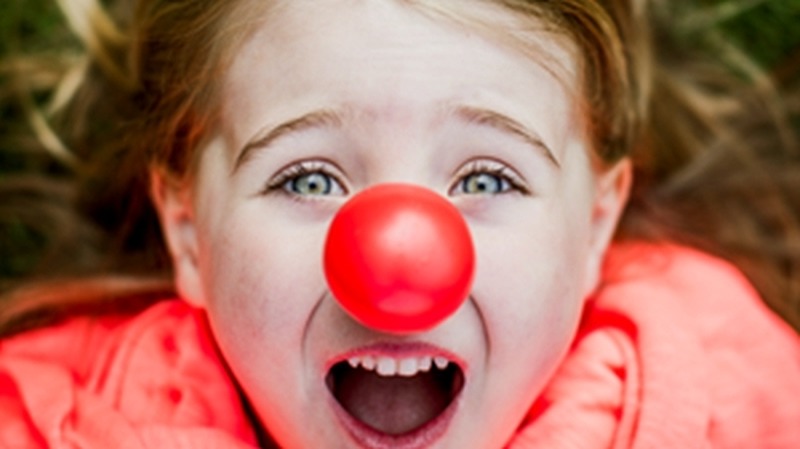 Circusschool Tefredo zet tenten op in Park van Luna (graag met een beetje hulp)