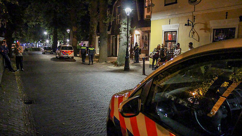 Ongeregeldheden uitgaanscentrum Bergen; pepperspray en één gewonde
