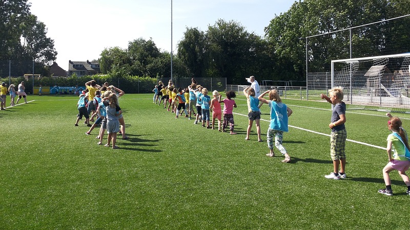 Succesvolle sportdag voor SKOA en Kinderkamer op velden Kolping