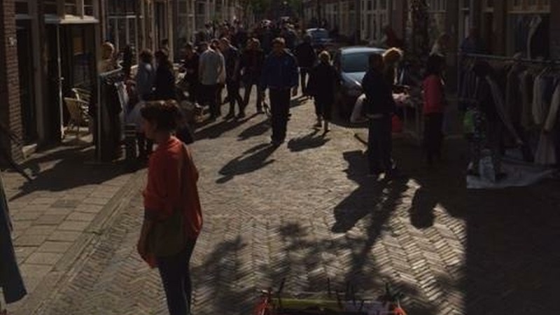 Rommelmarkt in het Emmakwartier op 23 september