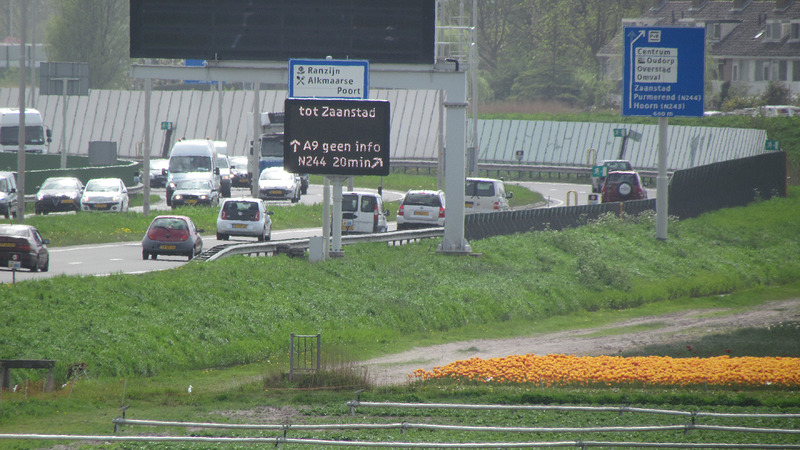 Provincie investeert 2,1 miljoen in betere doorstroming rond aansluiting N242