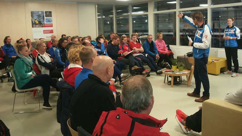 Schaatsinstructeurs regio Alkmaar verdienen punten met bijscholing