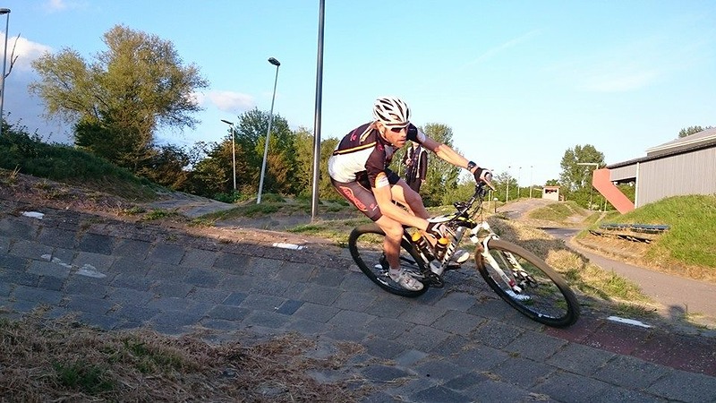 Hans Jansen wint zijn eerste MTB Classic