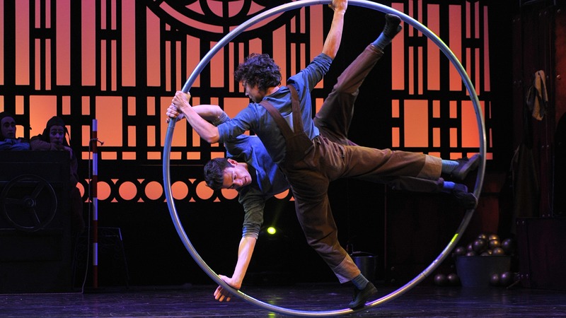Wintercircus Martin Hanson op Oudjaarsdag in Theater De Vest
