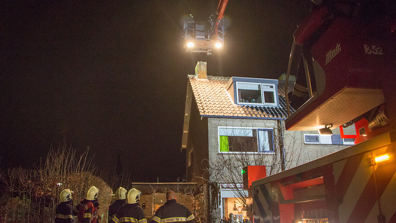 Schoorsteenbrand aan Rozenstraat