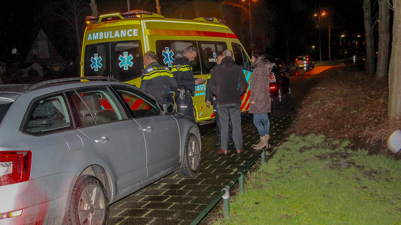 Automobilist ziet voetganger over het hoofd op Laan van Keulen