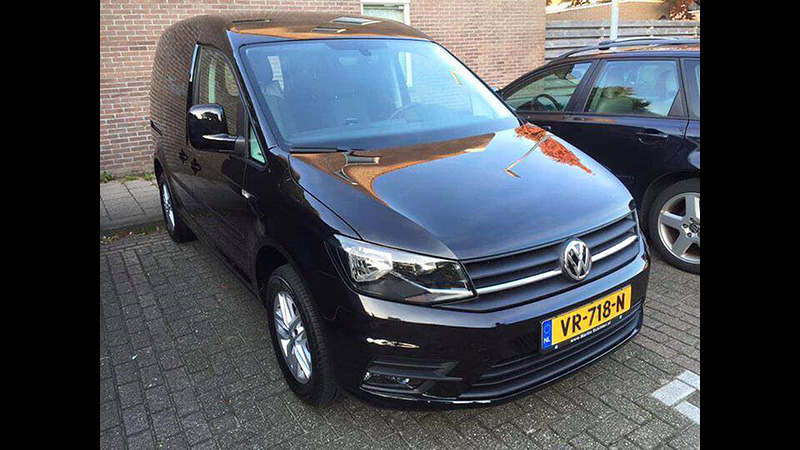 Diefstal zwarte Volkswagen Caddy, 500 euro voor gouden tip