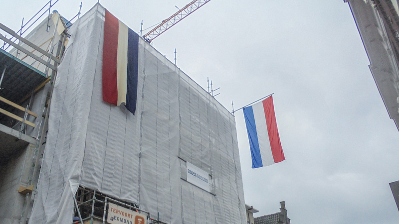 Hoogste punt nieuwe pand van Spaander Trends bereikt; de vlag gaat uit