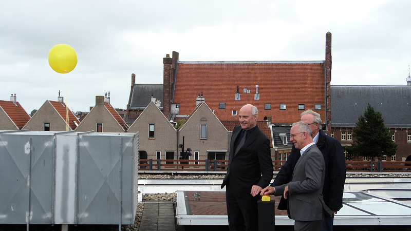 Zonnepanelen cultuurgebouwen Canadaplein officieel in gebruik genomen