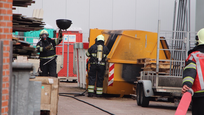 Containerbrand bij bouwbedrijf in Heerhugowaard 