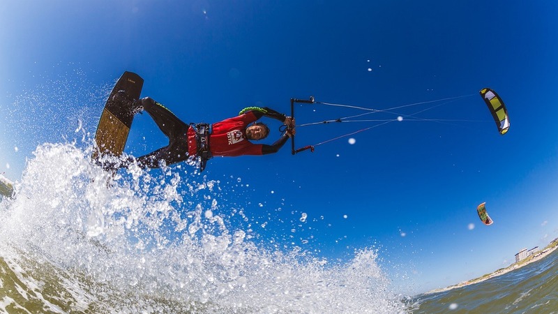 Kitesurf ultramarathon 'Hoek tot Helder' voor een gezond hart