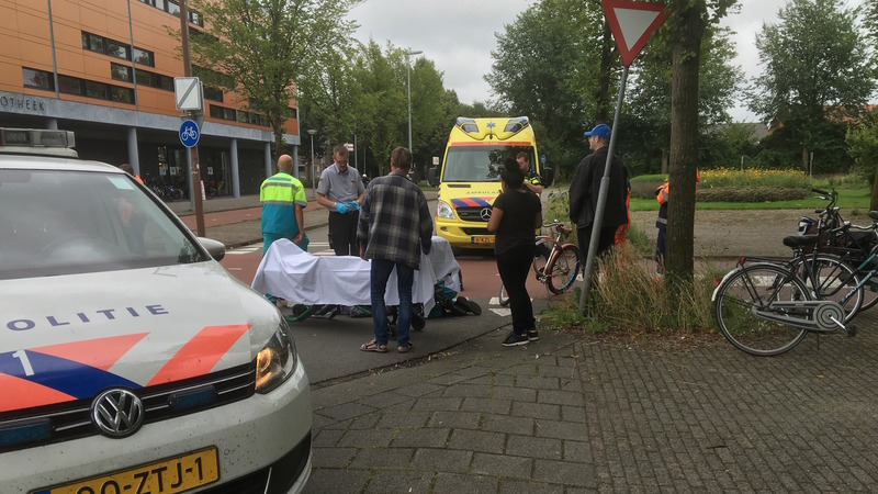 Oudere vrouw aangereden bij oversteken Laan van Straatsburg