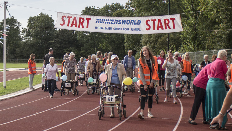 Zonnige tweede rollatorloop Heerhugowaard groot succes