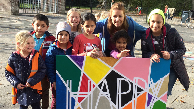 Kinderen AZC Alkmaar vieren vakantiedag bij Op Stoom