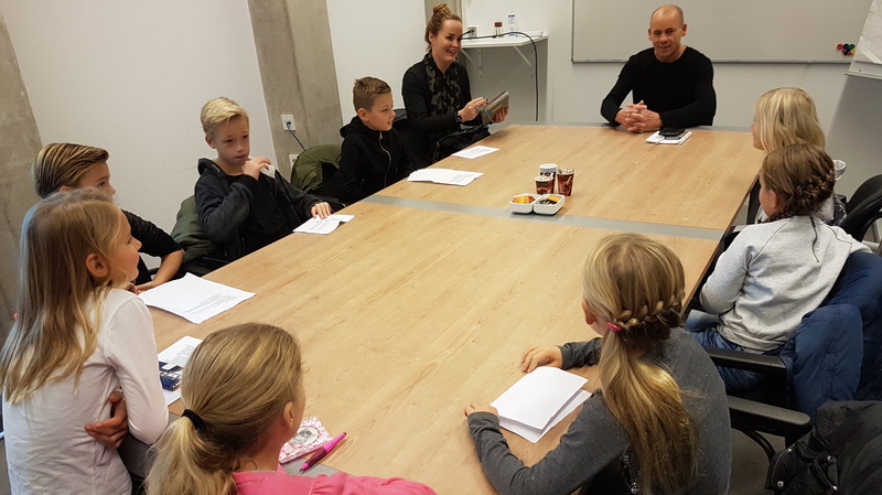 Leerlingenraad Pater Jan Smitschool in gesprek met gemeente over gebruik schoolplein