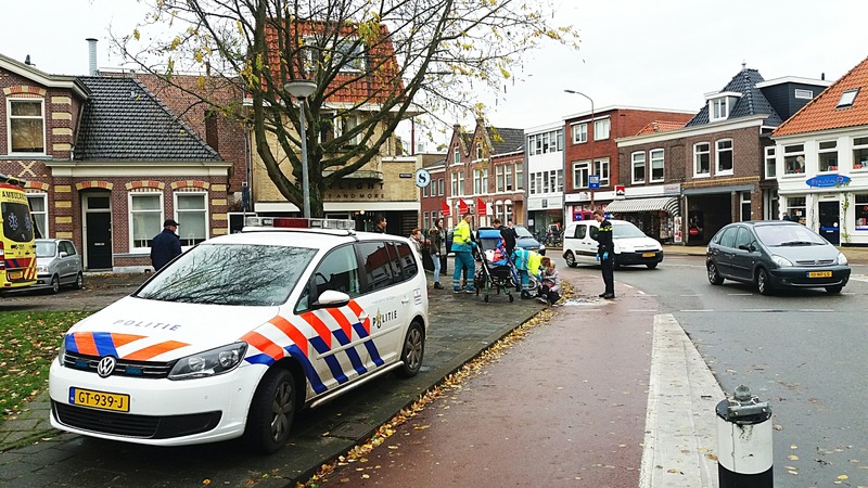 Oudere vrouw breekt enkel bij oversteken Scharlo