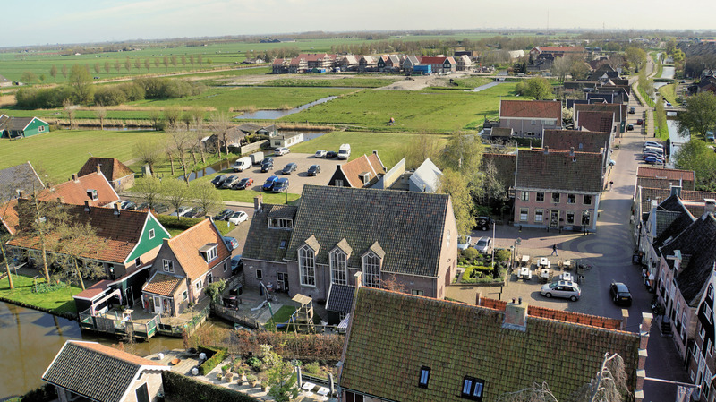 Roeach met lokale brandweer in Grote Kerk De Rijp