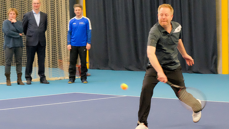 Officiële opening tennishal De Beeck groot succes