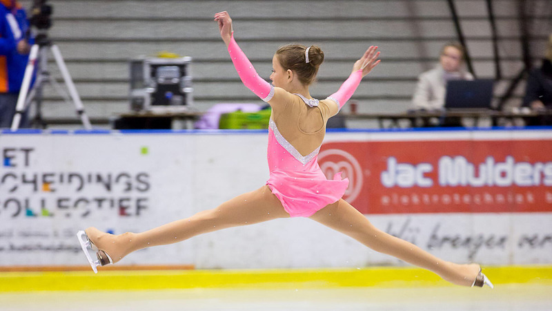 Vijf kunstrijdsters AIJC naar Open NK en finale Cup A