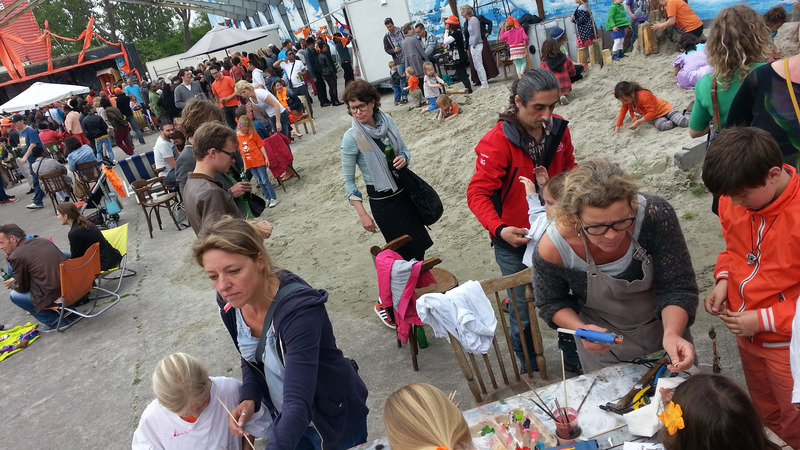 HAL 25 met lekker alternatieve Koningsdag