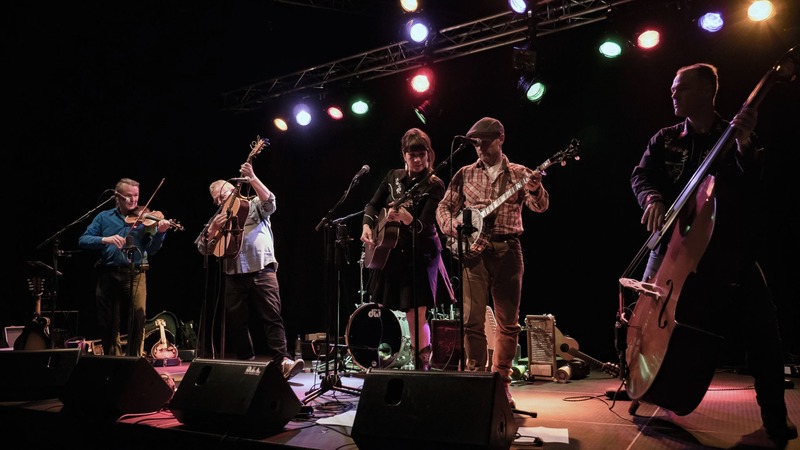 The Oldtime Stringband treedt op in Kooger Kerk