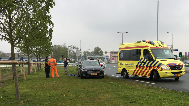 Botsing N242 na negeren rood verkeerslicht