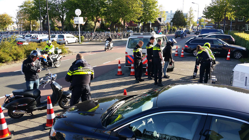 Snorfiets gaat 57 km/uur bij rollenbanktest