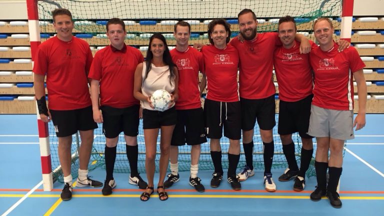 Alkmaar derde bij NK zaalvoetbal voor gemeenteraden