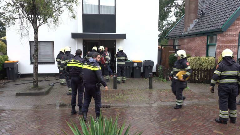 Buurman voorkomt erger na vlam vatten koffiezetapparaat