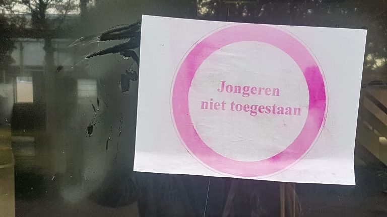 Gemoederen lopen hoog op bij senioren tijdens info-avond Stationsweg