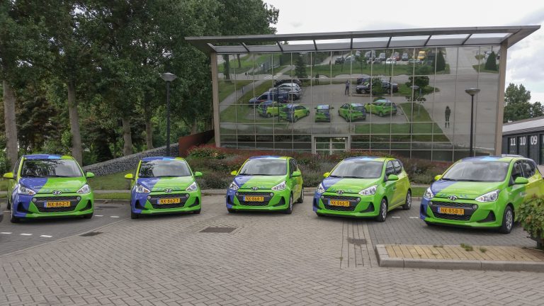 Heerhugowaards college verdedigt aankoop benzineauto’s