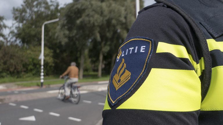 Verkeerscontrole Laan van Parijs: 22 bekeuringen