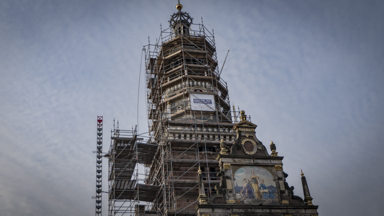 Lastig klokkijken in binnenstad Alkmaar