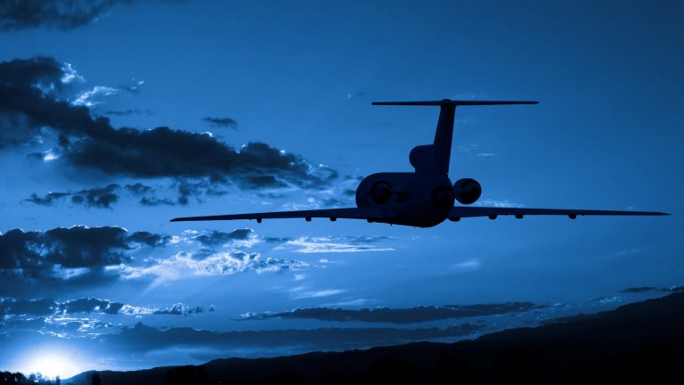 Protest tegen vliegroutes Lelystad Airport op 11 november