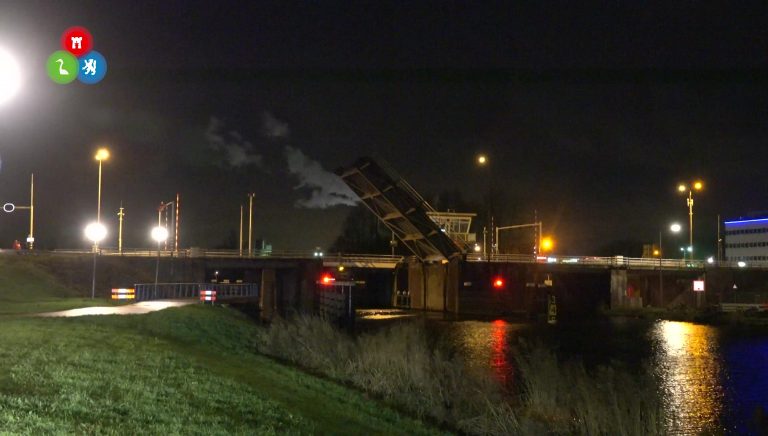 Leeghwaterbrug opnieuw in storing… (VIDEO)