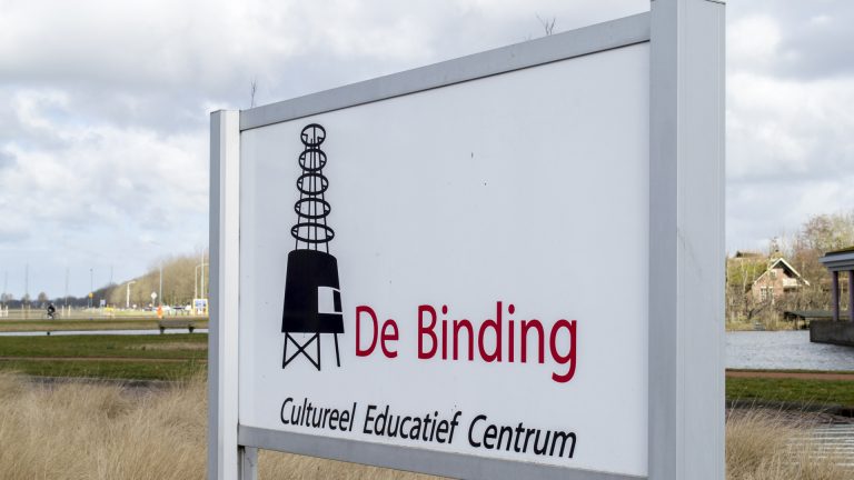 Burgemeester Hoekema beantwoordt vragen over fusie tijdens informatieavond ?