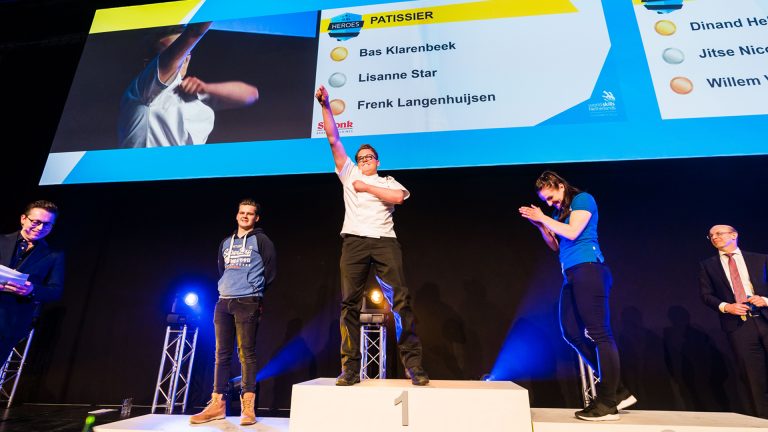 Bas Klarenbeek van Horizon College wint finale Skills Heroes