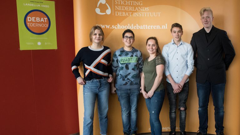 Alkmaarse scholen in landelijk VMBO Debattoernooi