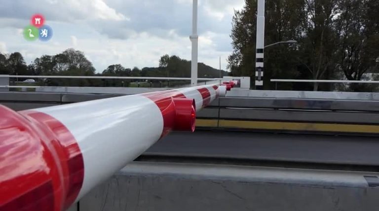 Leeghwaterbrug (N242) dit weekend toch open voor verkeer
