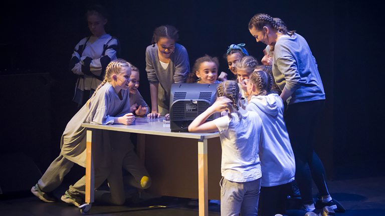 Theatergroep Oberon speelt musical Hairspray in De Vest