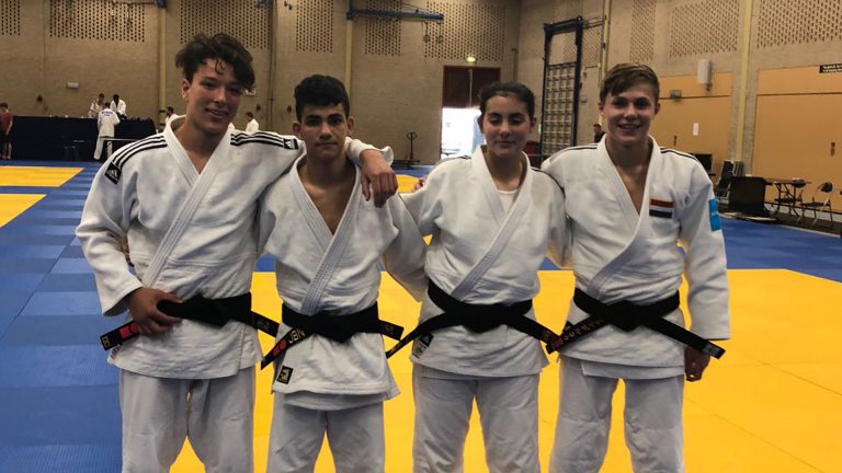 ‘Zwarte band-regen’ voor Alkmaarse judoka’s