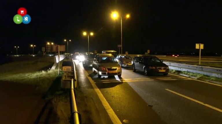 Leeghwaterbrug dinsdagavond weer van streek