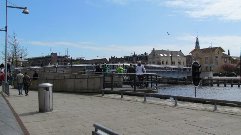 Spoedreparatie Ringersbrug door uitzetten van brugdelen