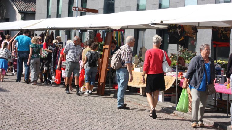 Lekker struinen over de Langedoikermarkt ?