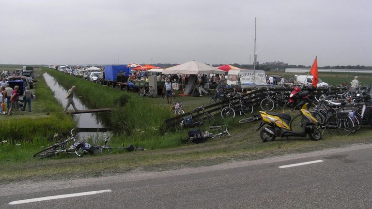 Tweede Koopplein kofferbakmarkt langs Noordervaart in Stompetoren ?