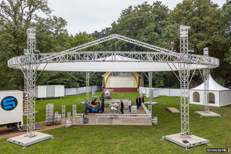 Opbouw Alkmaar Culinair Plaza in De Hout begonnen