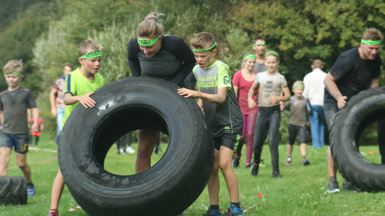 Genieten en afzien bij Family Obstaclerun