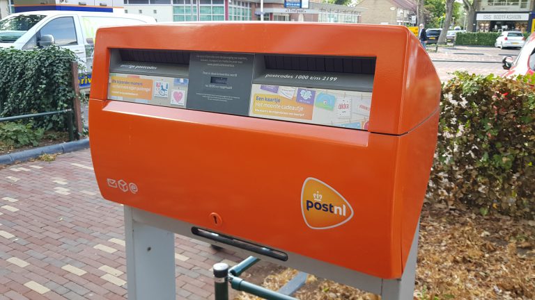 Medewerkers PostNL staken donderdag 24 uur