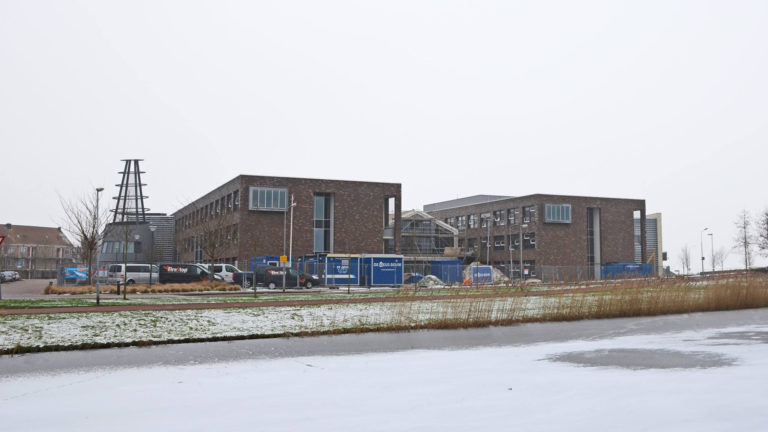 Verbouwing in en aan De Binding in volle gang
