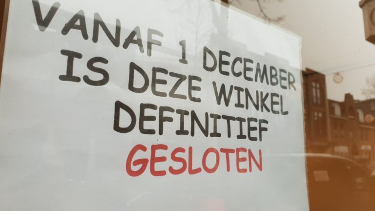 Binnenstadondernemer en raadslid Gosse Postma wil woningen in lege winkelpanden